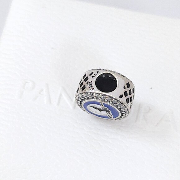 Pandora Salem Massachusetts Exclusive Bewitched Samantha Broomstick Riding Logo - Picture 5 of 6